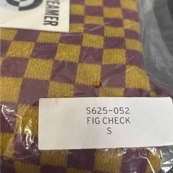 Daydreamer Fig Check Fitted Cropped Sweater - Small - Picture 7 of 12